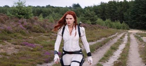 吃瓜爆料吊带姐